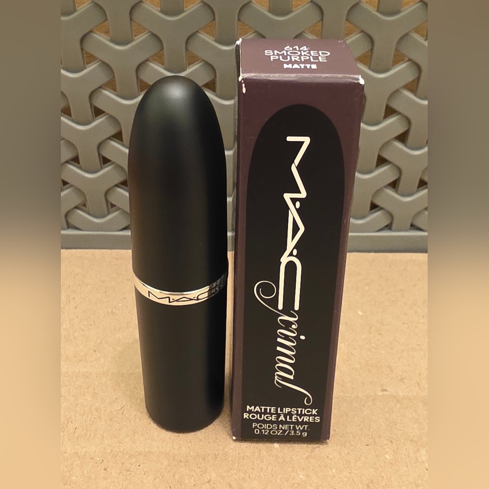 M·A·CXIMAL SILKY MATTE LIPSTICK SMOKED PURPLE. BNIB - Picture 9 of 11